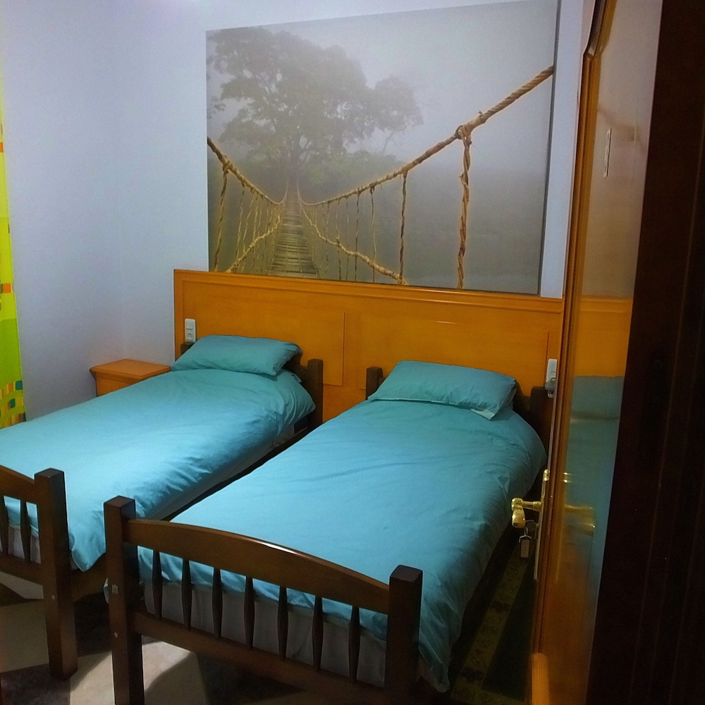 Basic Room, Non Smoking (3)