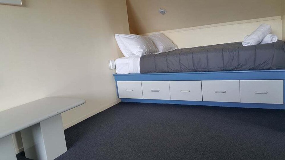 Panoramic Studio Suite, Top Floor photo 2