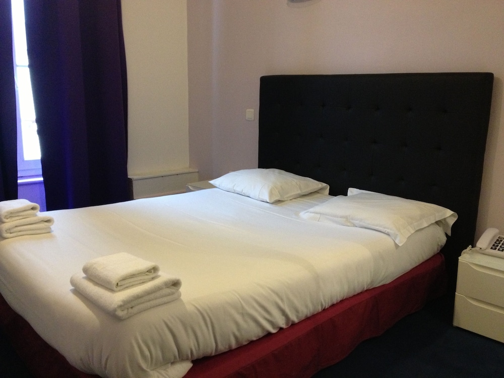 Standard Double Room photo 3