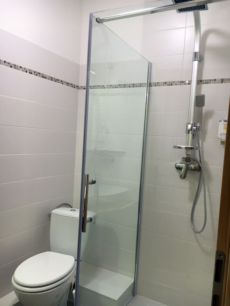 Standard Double Room, 2 Twin Beds photo 2