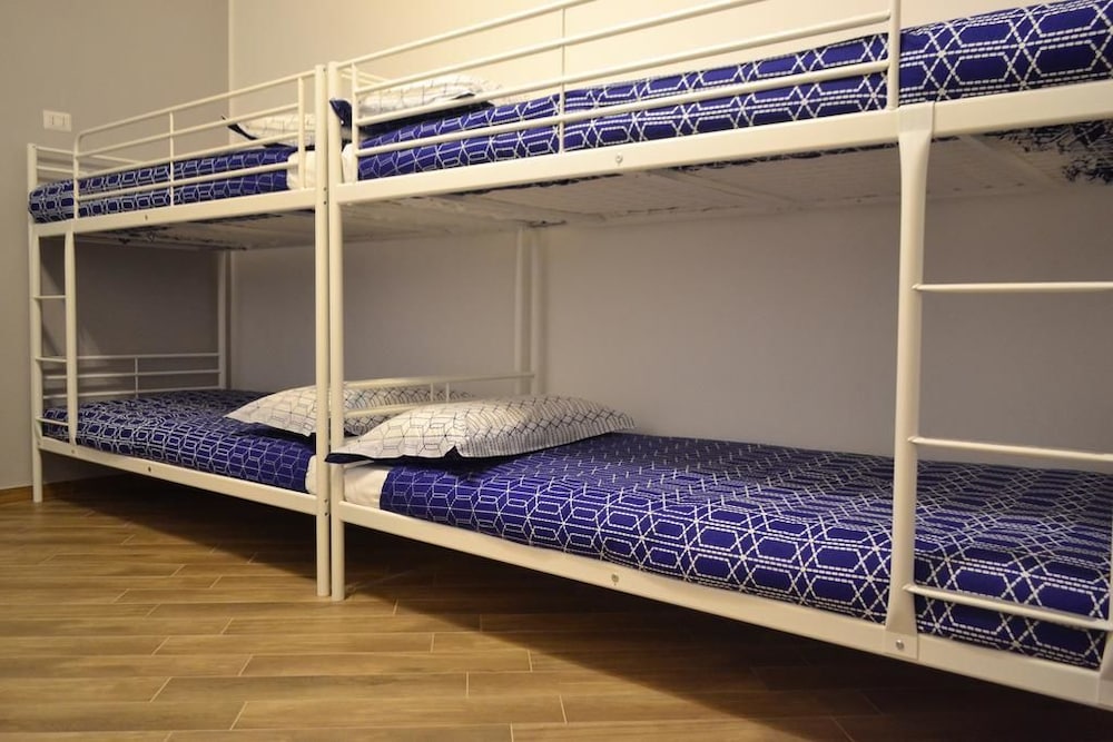 Basic Shared Dormitory, Mixed Dorm