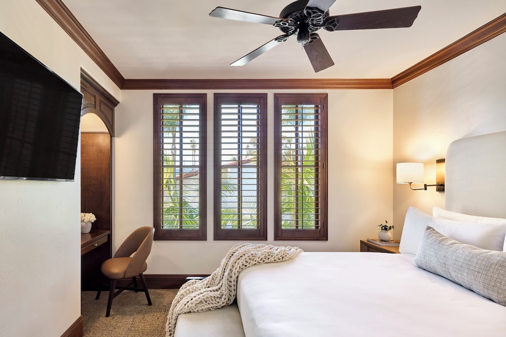 Premier Villa, 1 King Bed (Petite Suite) - Photo 3