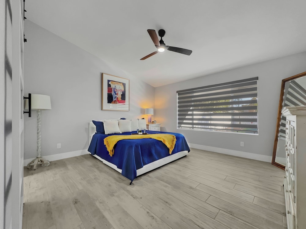 House, Multiple Beds, Pool Access, City View (Lakewood Sun Lakes)