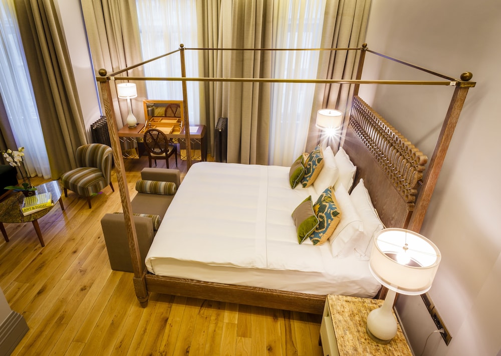 Deluxe Room, City View photo 2
