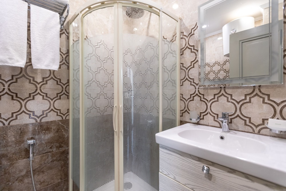 Superior Double Room With Panoramic Pyramids View & Balcony - Photo 9