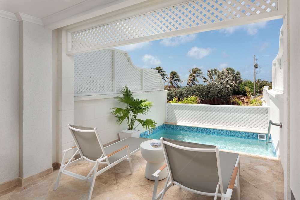 Junior Room, Private Pool, Partial Ocean View