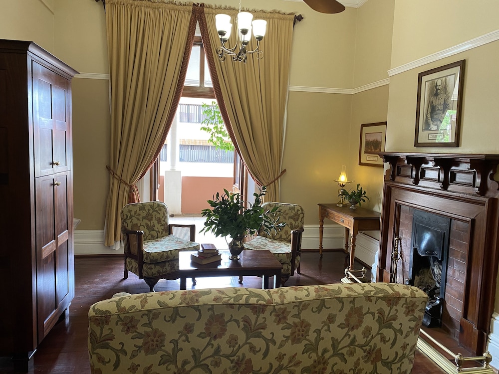 Honeymoon Suite photo 1