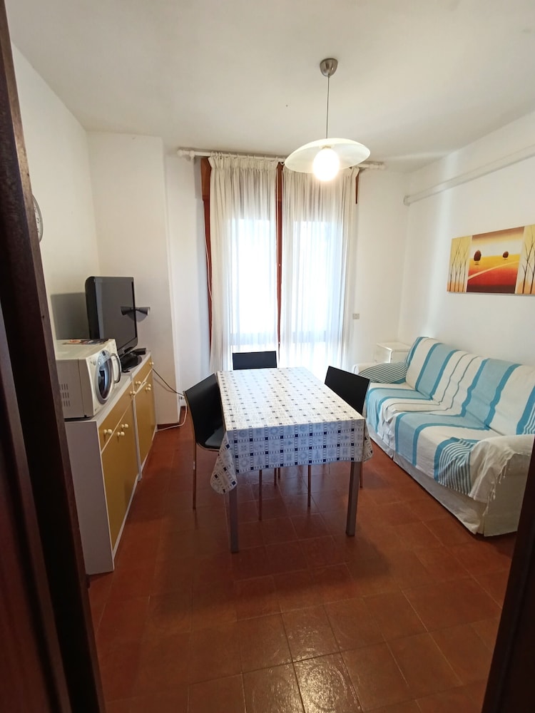 Apartment, 2 Bedrooms, Balcony