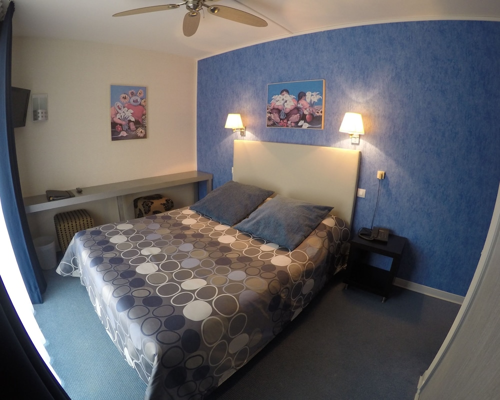 Family Triple Room, 2 Bedrooms