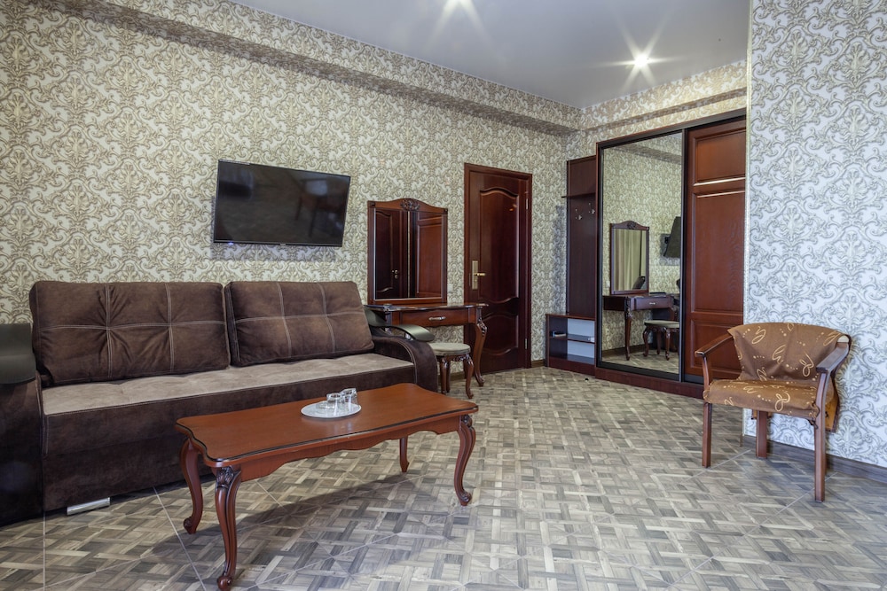 Suite, 1 Bedroom photo 2