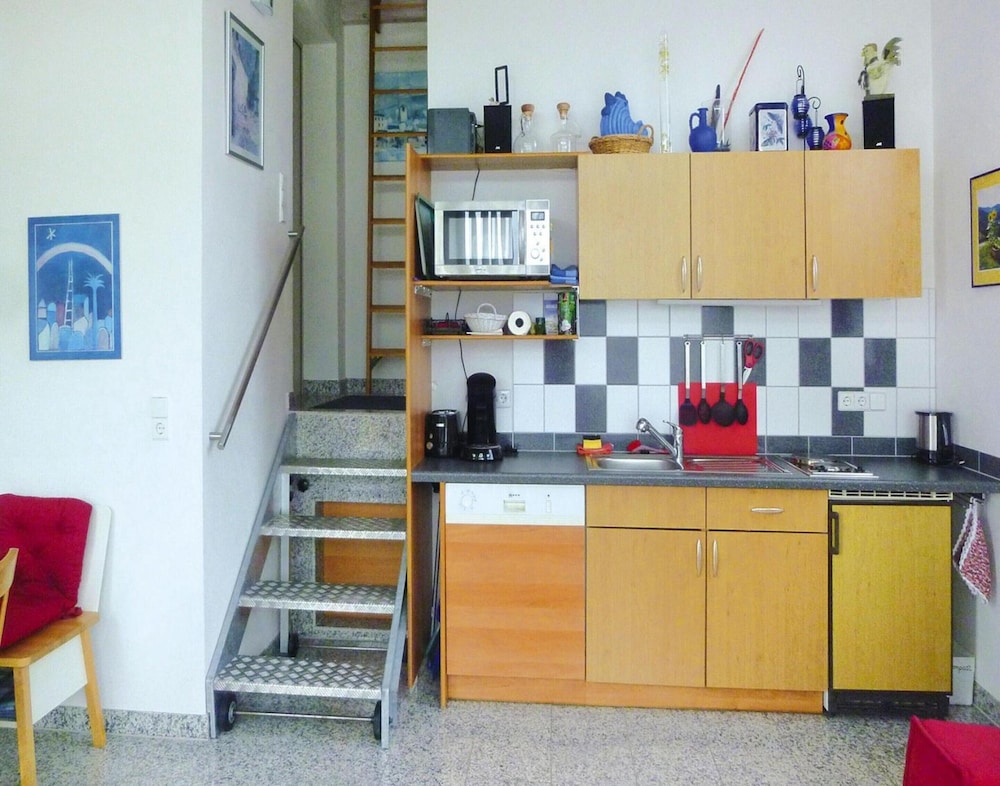 Apartment photo 3