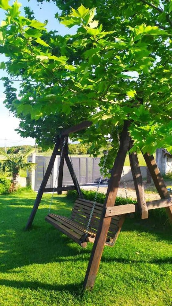 Apartment, 3 Bedrooms, Balcony, Garden View photo 2
