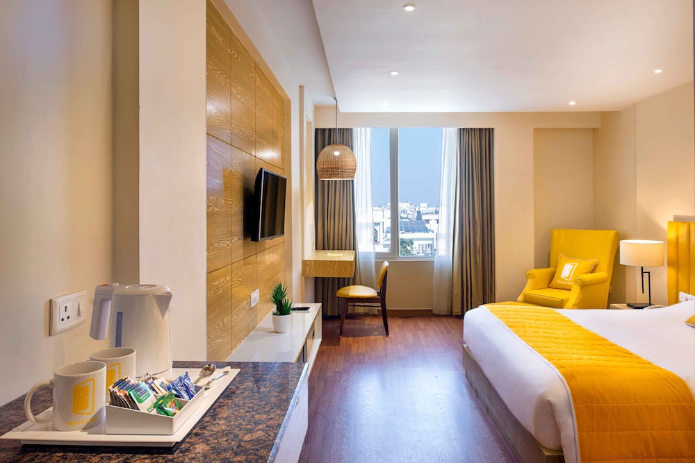 Deluxe King Room - Photo 6