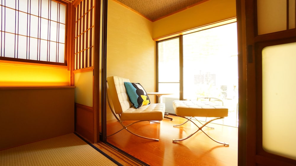 Family Room photo 2