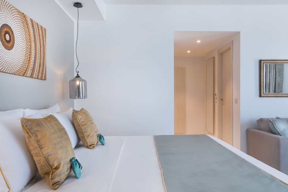 Sunny's Suite with Sea View - Photo 2