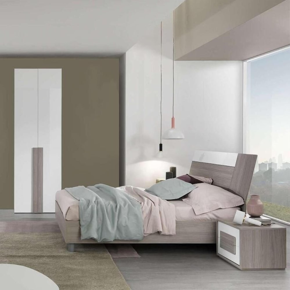 Family Double or Twin Room, 1 King Bed with Sofa bed, Non Smoking, Private Bathroom photo 1