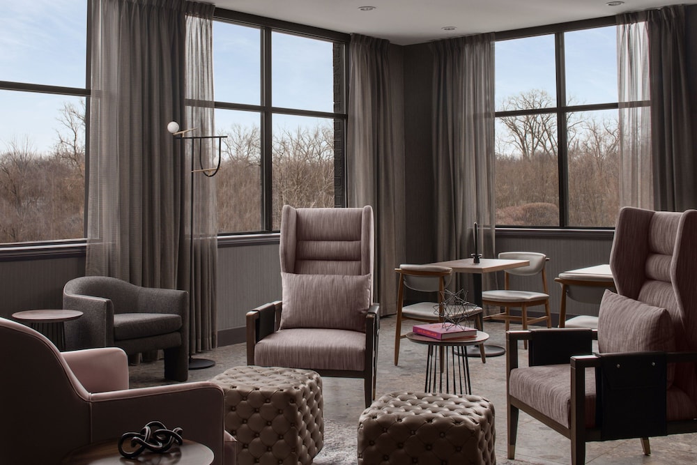 Club Room, 2 Queen Beds - Photo 7