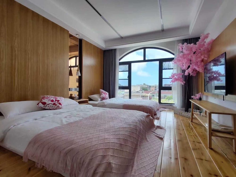 Luxury Double or Twin Room, Hill View