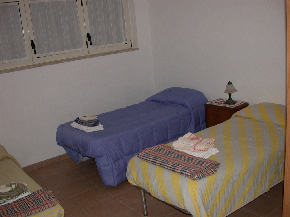 Apartment, 2 Bedrooms, Garden View photo 3