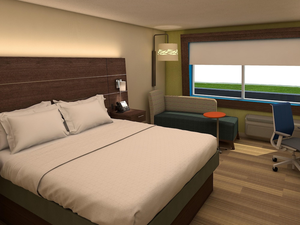 Standard Room, 1 King Bed photo 3
