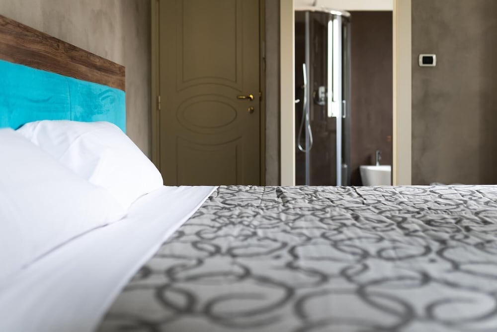 Basic Double or Twin Room, Hill View