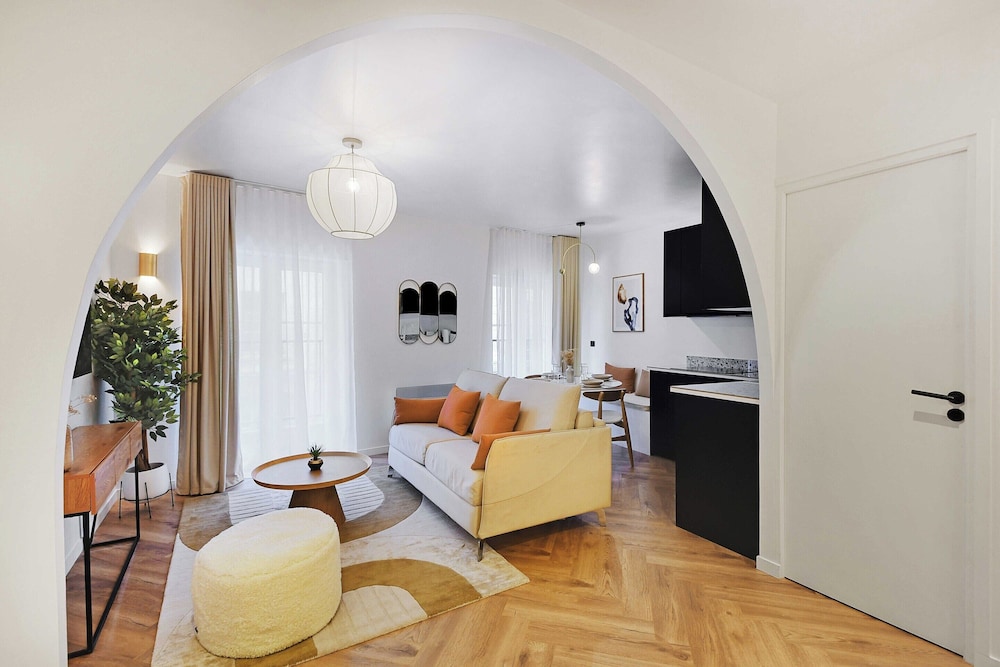 Apartment photo 1