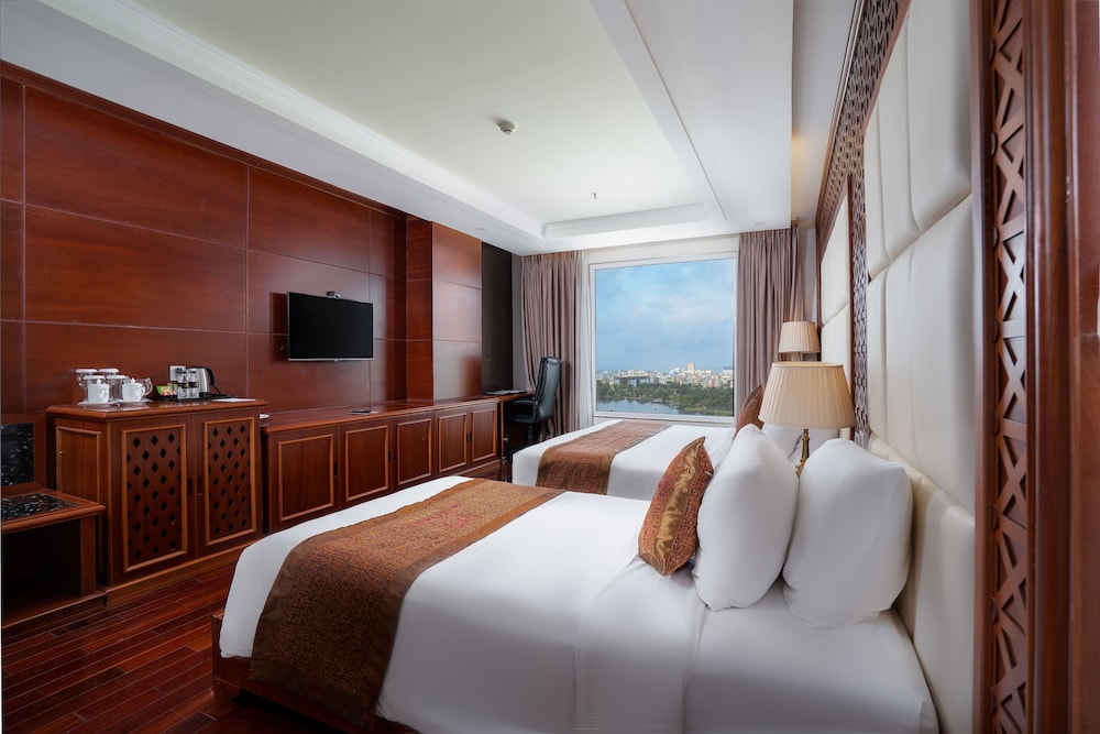 Deluxe Twin Room, City View