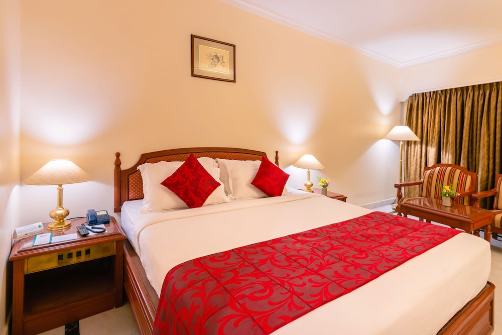 Premium Twin Room, Non Smoking, City View photo 3