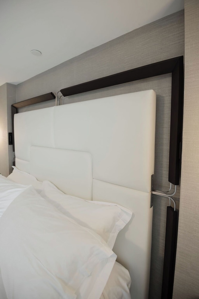Premium Room, 1 King Bed, Non Smoking