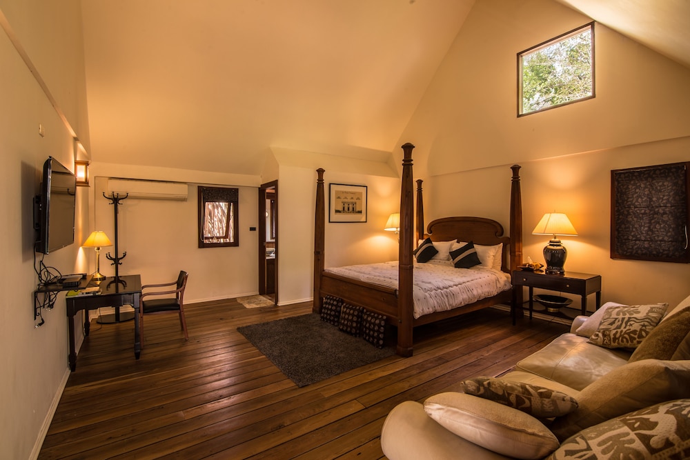 4 Bedrooms Villa photo 3