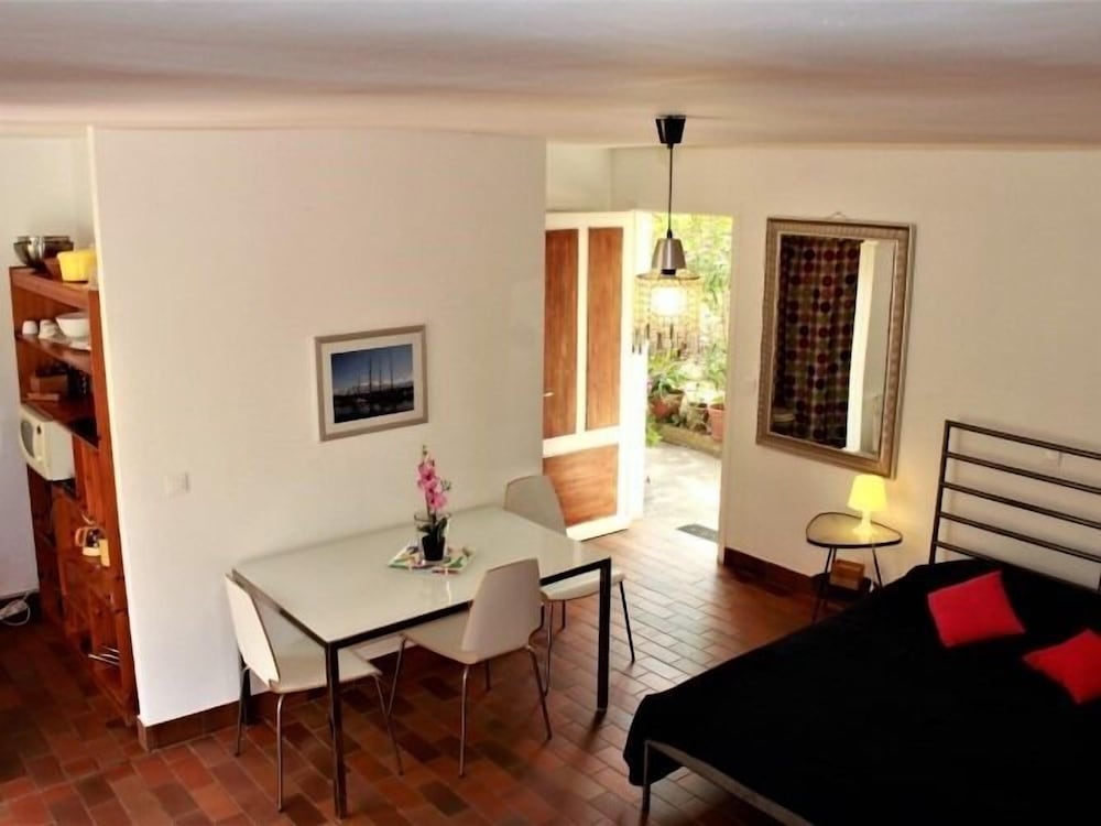Comfort Studio, Ensuite, Garden View (9) photo 2