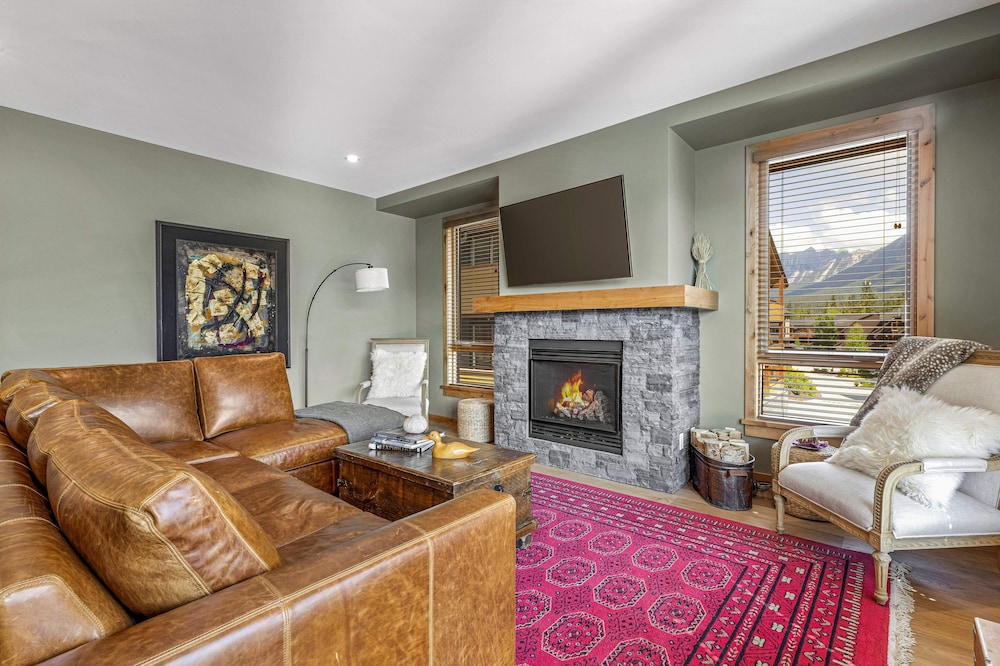 T203B One Bedroom Condo