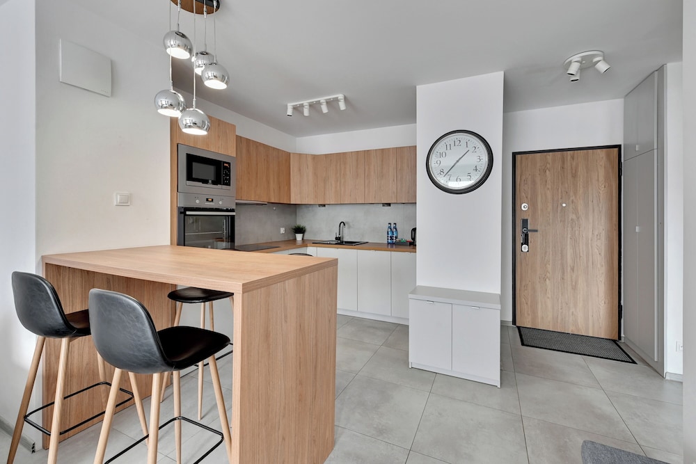 City Apartment - Photo 3