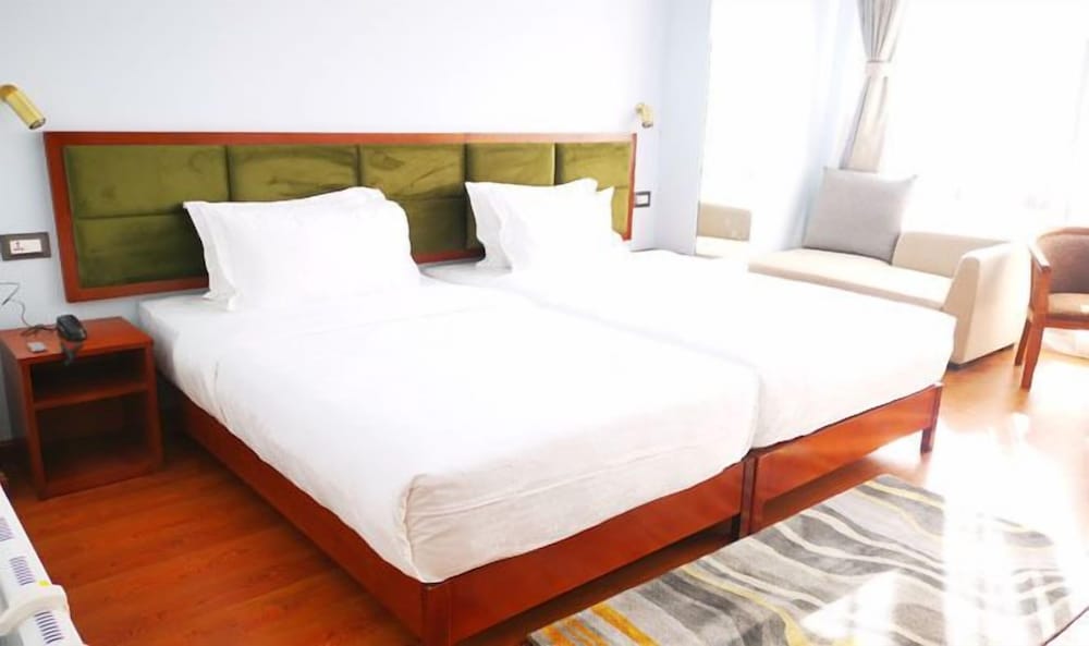 Luxury Twin Room