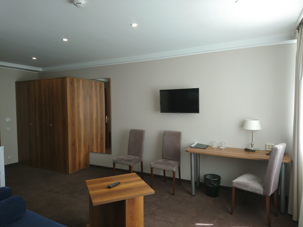 Standard Double Or Twin Room photo 3