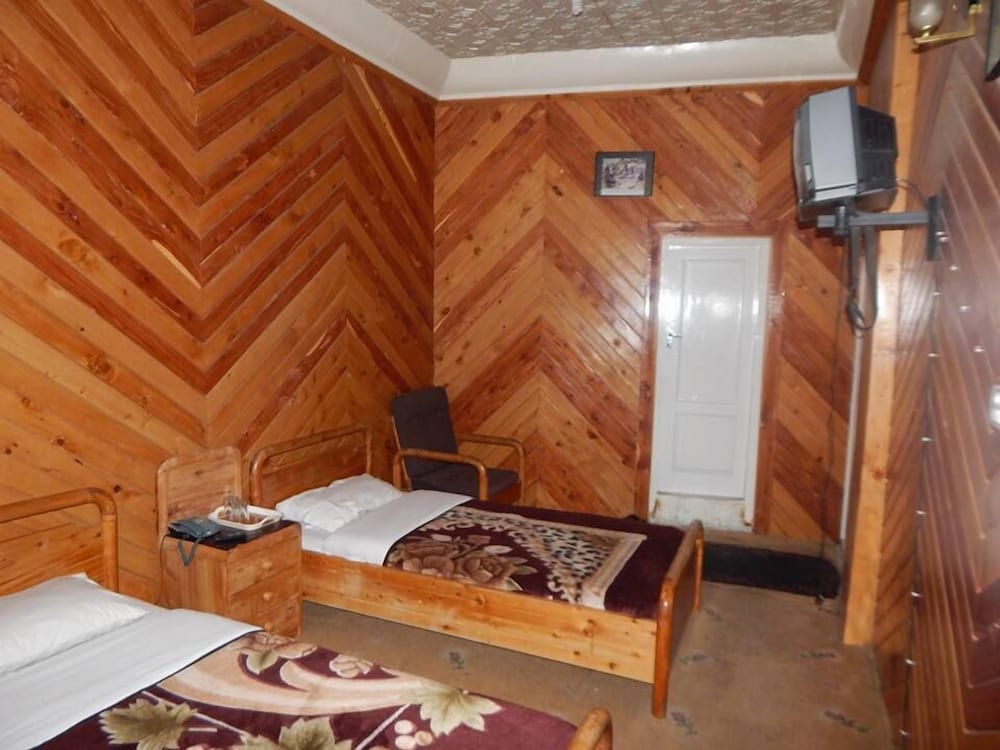 Deluxe Twin Room photo 3