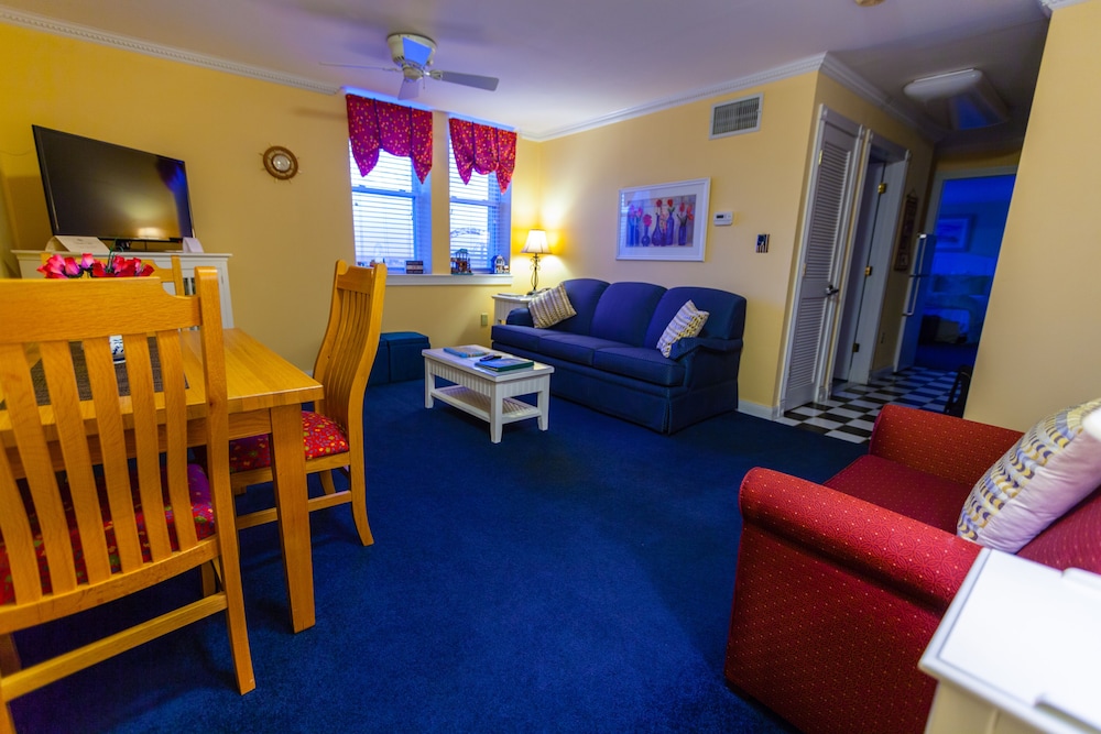 Deluxe One Bedroom King