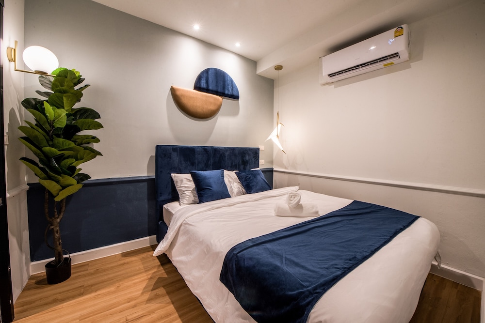 Exclusive Duplex, 3 Bedrooms, Ensuite photo 3