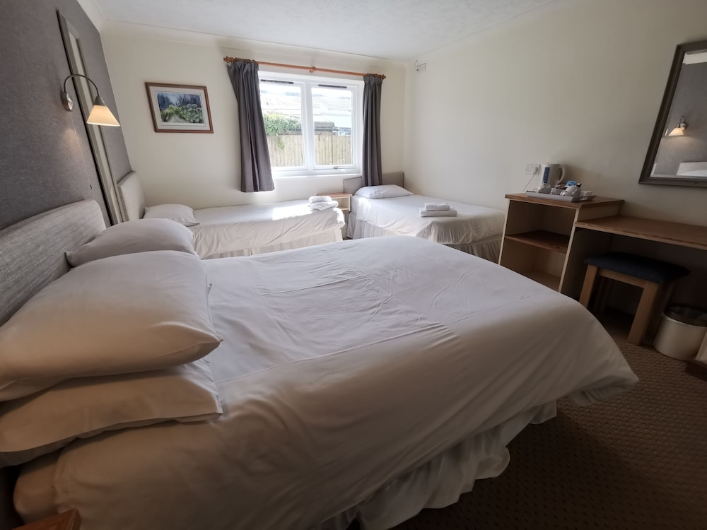 Suite, Accessible, Ensuite (2 Adults &  2 Children) photo 3