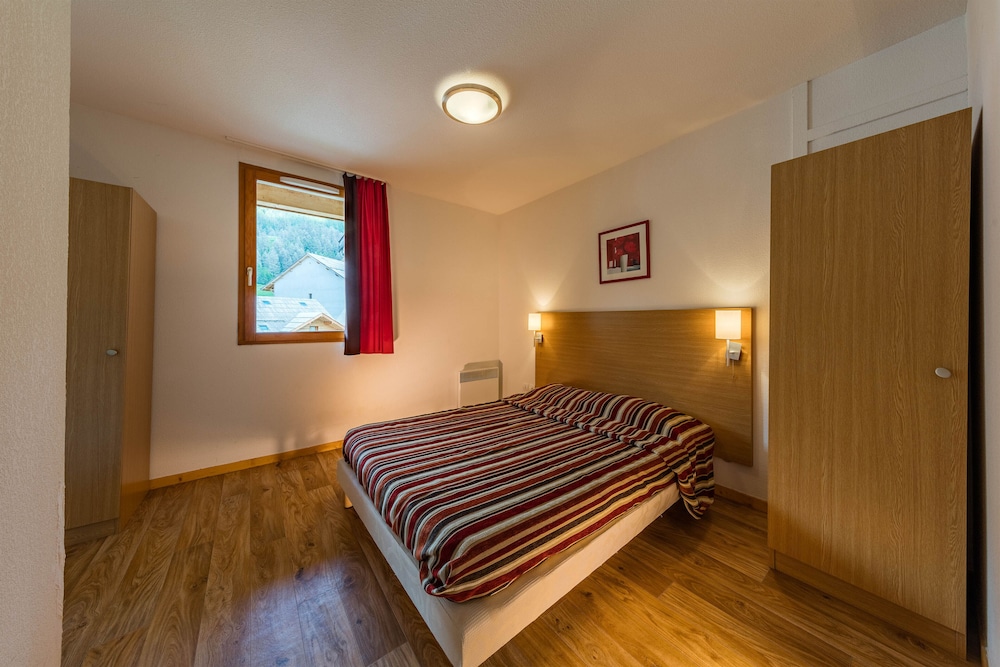 One Bedroom Apartment (for 4) photo 2