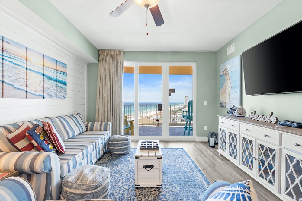 Condo, 3 Bedrooms, Sea View (1406)