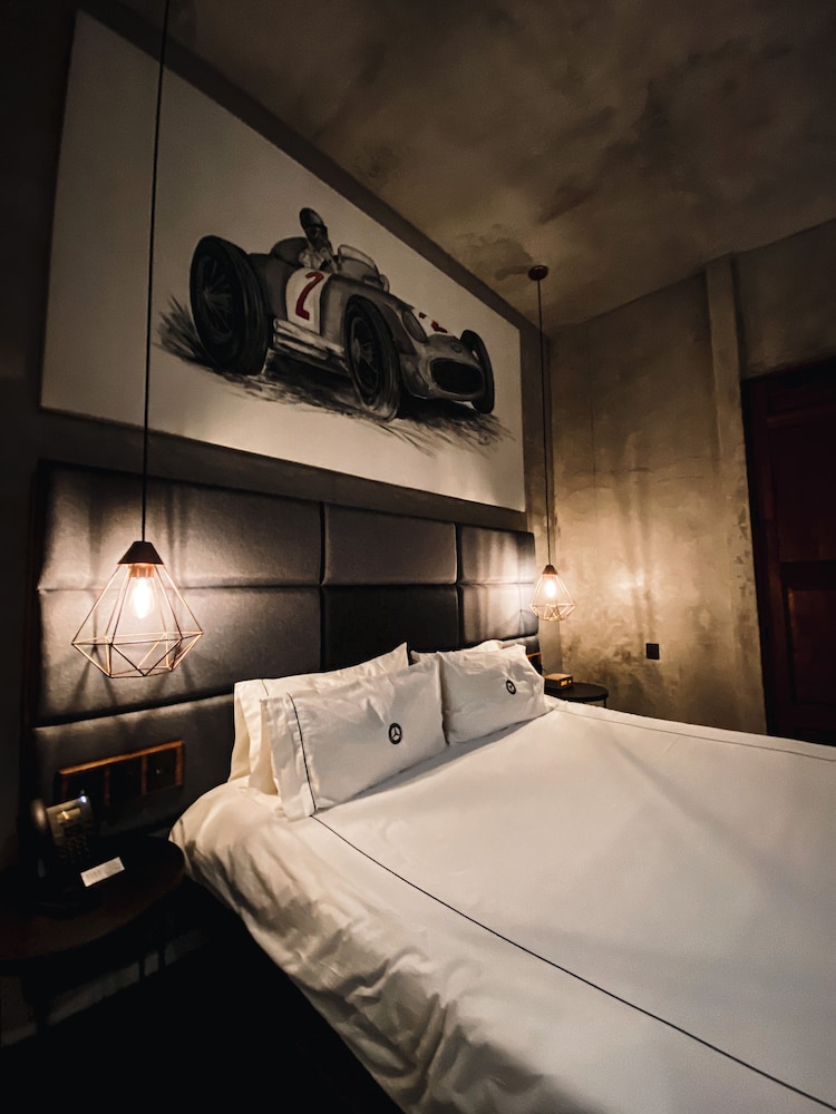 Suite Mercedes-Benz - Photo 4
