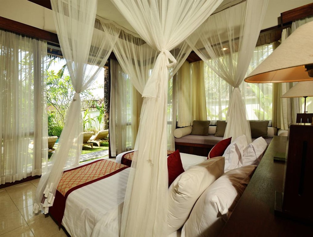 Two-Bedroom Pool Villa photo 3