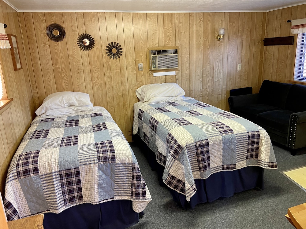 Cabin 2 photo 2