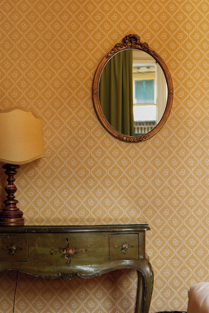 Classic Double or Twin Room photo 2