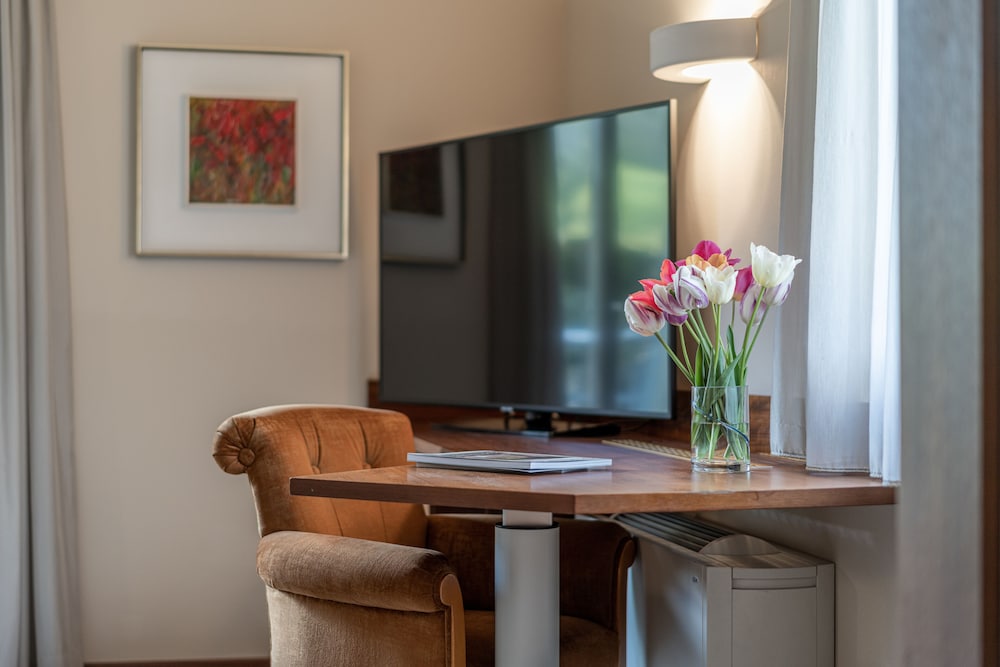 Suite, Balcony - Photo 2