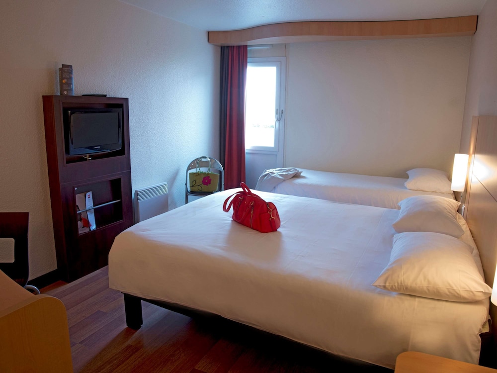 Room, Multiple Beds - Photo 4