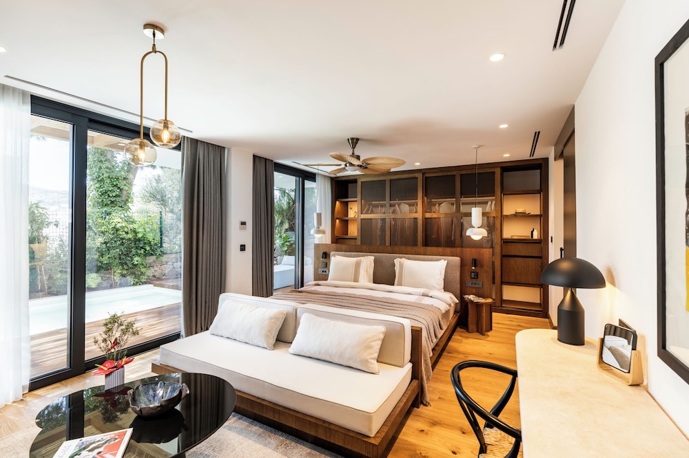 Luxury Villa, 4 Bedrooms, Private Pool