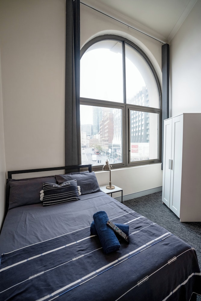 Double Room, Ensuite thumbnail 5