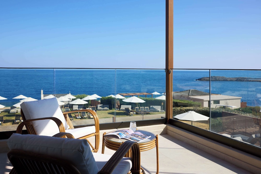 Junior Suite, 1 King Bed, Sea View